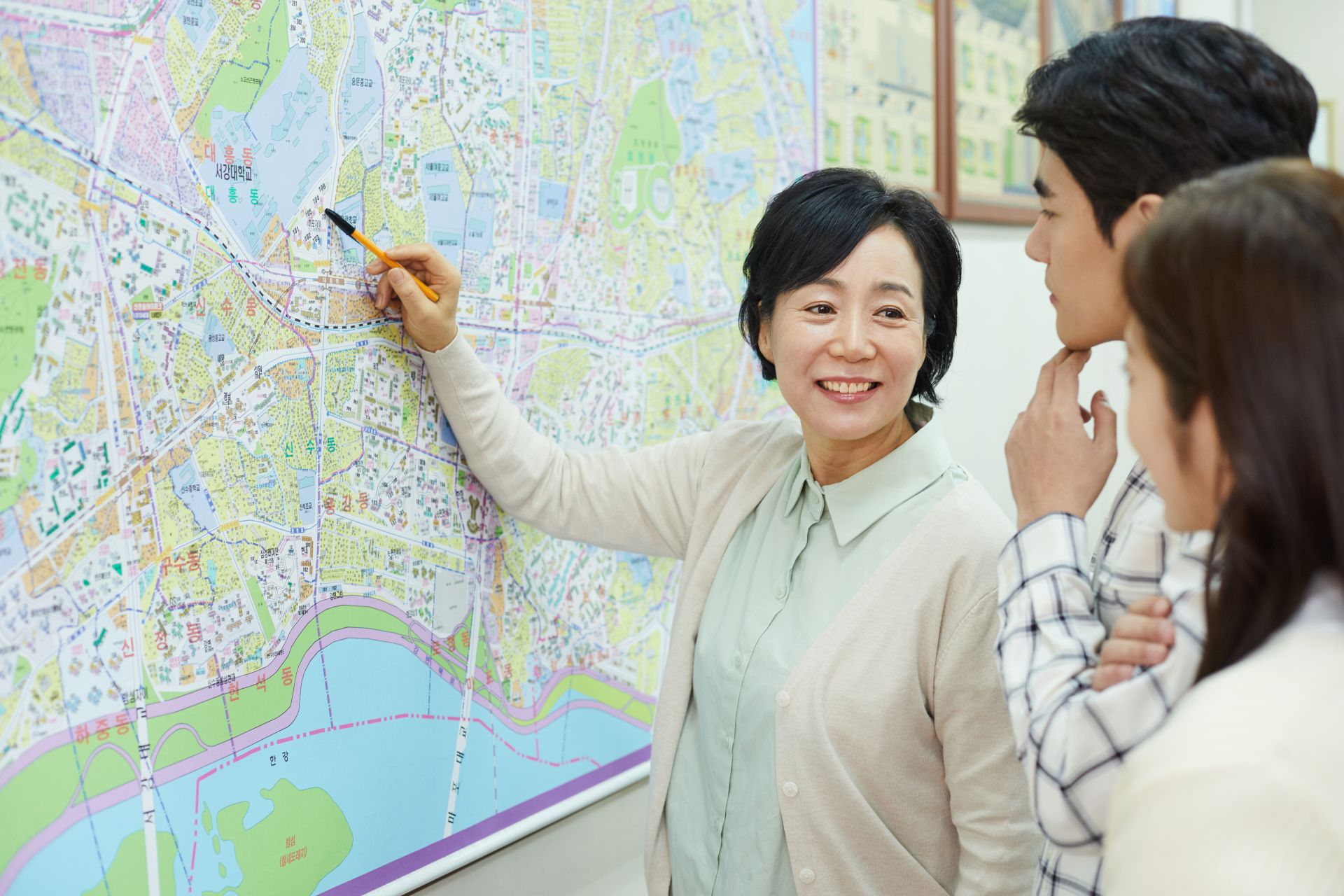 KimOppa Room Finder Service